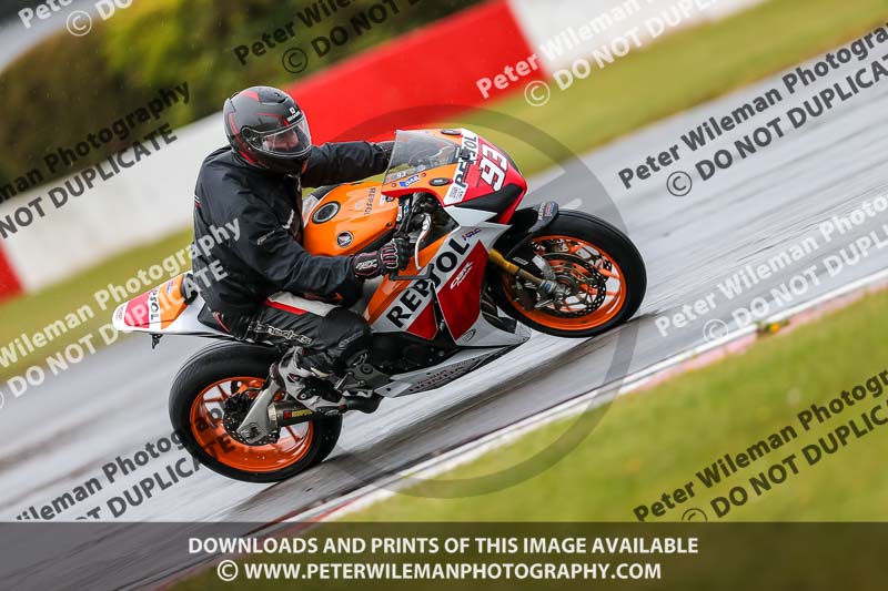 PJM Photography;donington no limits trackday;donington park photographs;donington trackday photographs;no limits trackdays;peter wileman photography;trackday digital images;trackday photos
